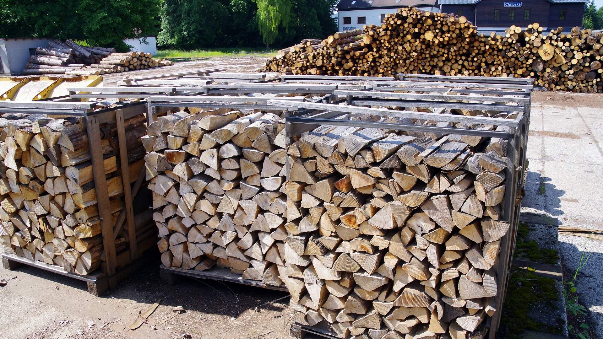 wird auf Raummeter verkauft [RM].