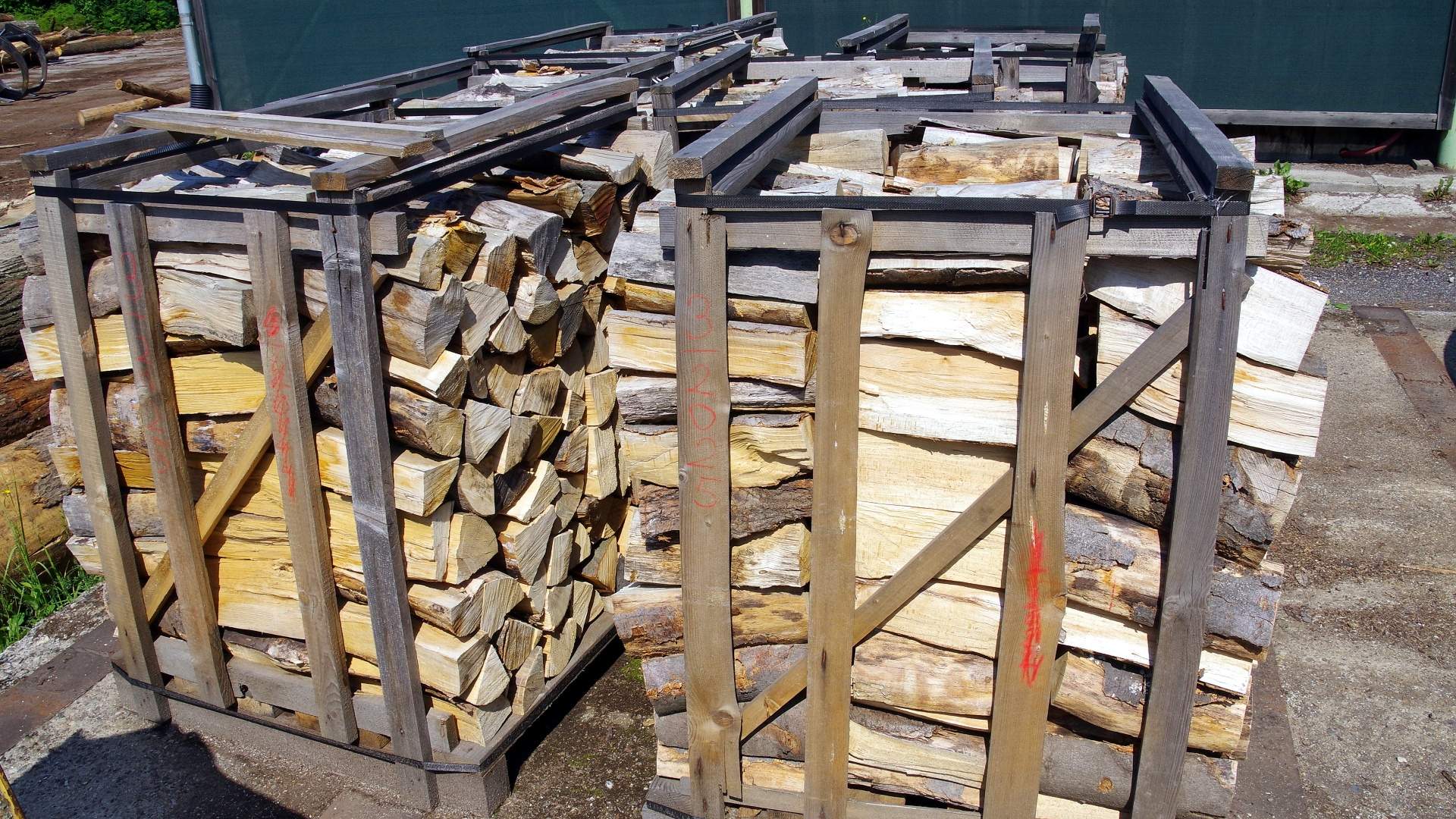 wird auf Raummeter verkauft [RM].